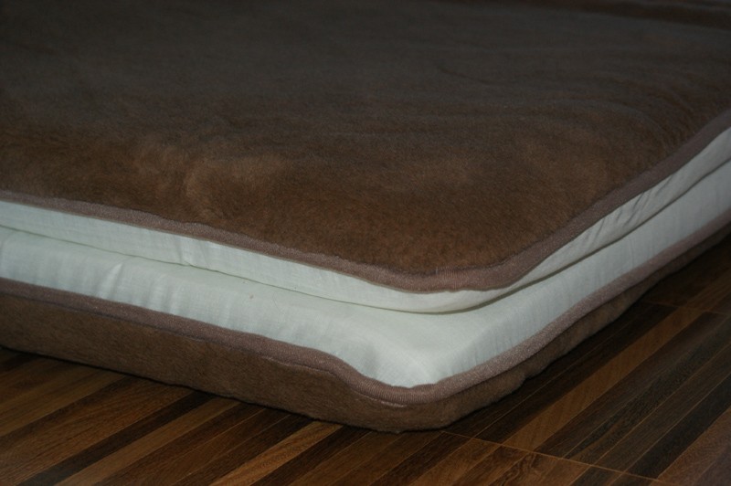 POŚCIEL Z WEŁNY ALPAKI ALPINA + CAMEL KASZTAN 180X200 + MATERAC