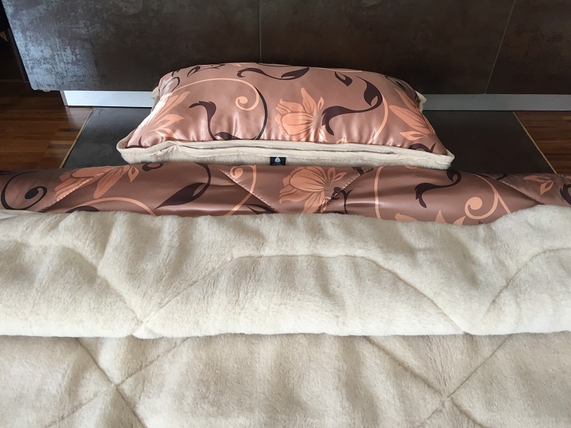 POŚCIEL Z WEŁNY WIELBŁĄDZIEJ CAMEL CAPPUCCINO KWIAT LOTOSU 140x200