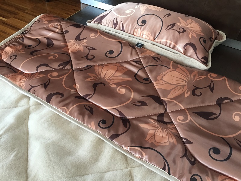POŚCIEL Z WEŁNY WIELBŁĄDZIEJ CAMEL CAPPUCCINO KWIAT LOTOSU 140x200