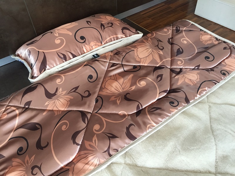 POŚCIEL Z WEŁNY WIELBŁĄDZIEJ CAMEL CAPPUCCINO KWIAT LOTOSU 140x200