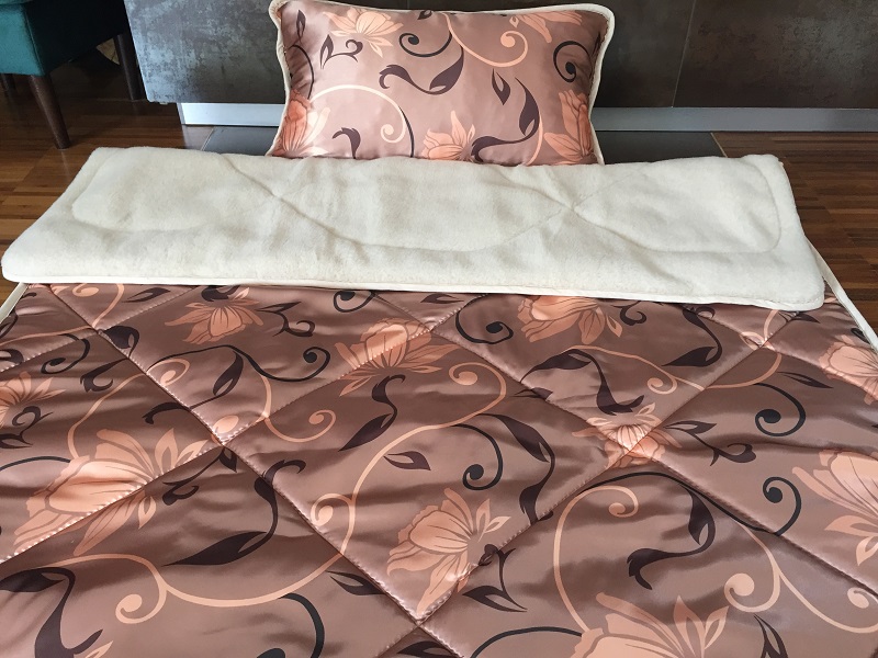 POŚCIEL Z WEŁNY WIELBŁĄDZIEJ CAMEL CAPPUCCINO KWIAT LOTOSU 140x200