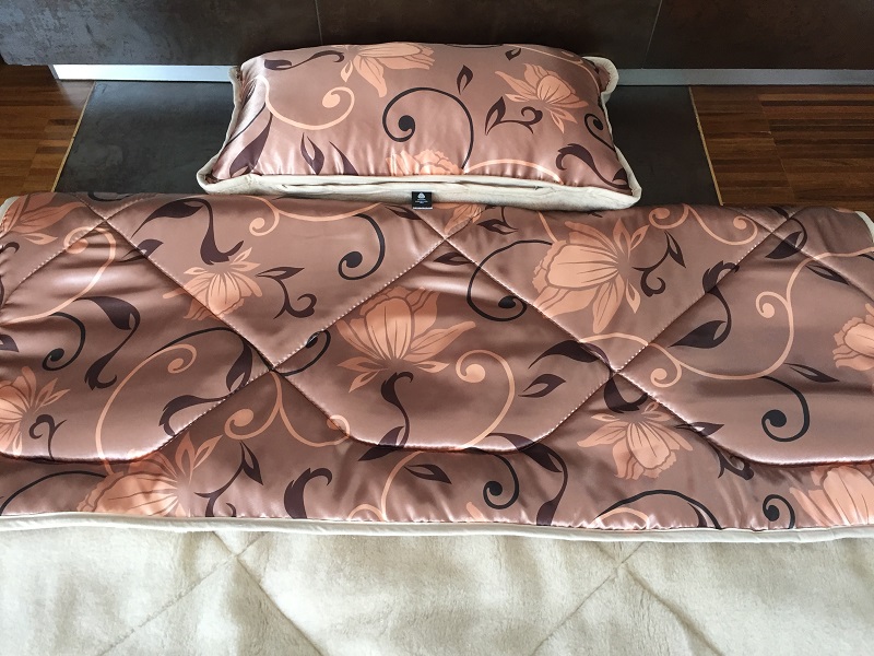 POŚCIEL Z WEŁNY WIELBŁĄDZIEJ CAMEL CAPPUCCINO KWIAT LOTOSU 140x200