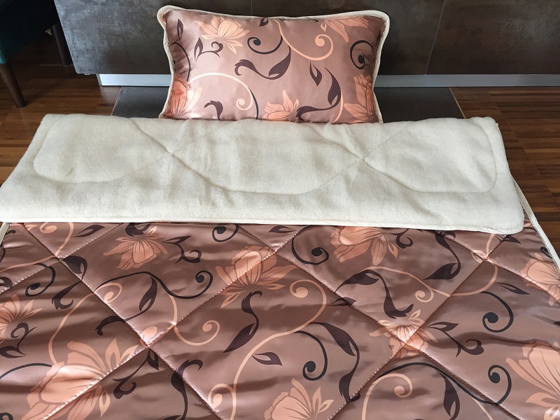 POŚCIEL Z WEŁNY WIELBŁĄDZIEJ CAMEL CAPPUCCINO KWIAT LOTOSU 140x200