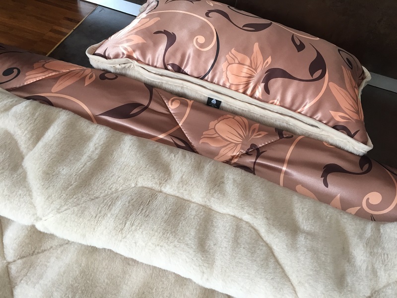 POŚCIEL Z WEŁNY WIELBŁĄDZIEJ CAMEL CAPPUCCINO KWIAT LOTOSU 140x200