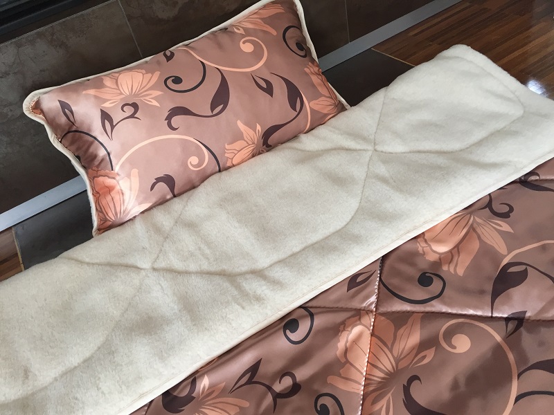 POŚCIEL Z WEŁNY WIELBŁĄDZIEJ CAMEL CAPPUCCINO KWIAT LOTOSU 140x200