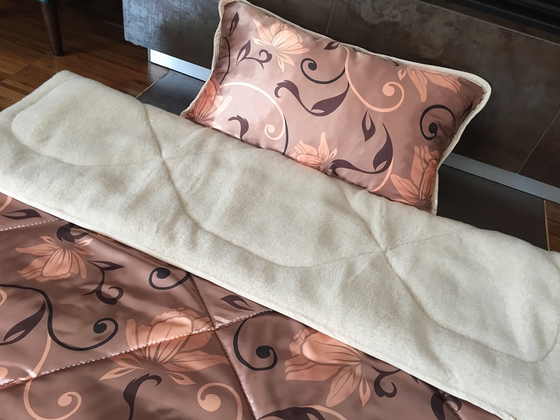 POŚCIEL Z WEŁNY WIELBŁĄDZIEJ CAMEL CAPPUCCINO KWIAT LOTOSU 140x200