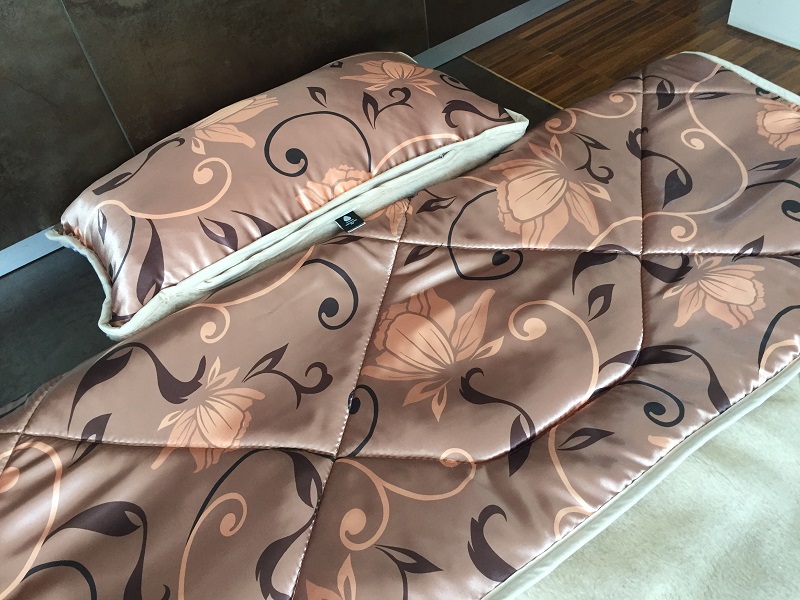 POŚCIEL Z WEŁNY WIELBŁĄDZIEJ CAMEL CAPPUCCINO KWIAT LOTOSU 140x200