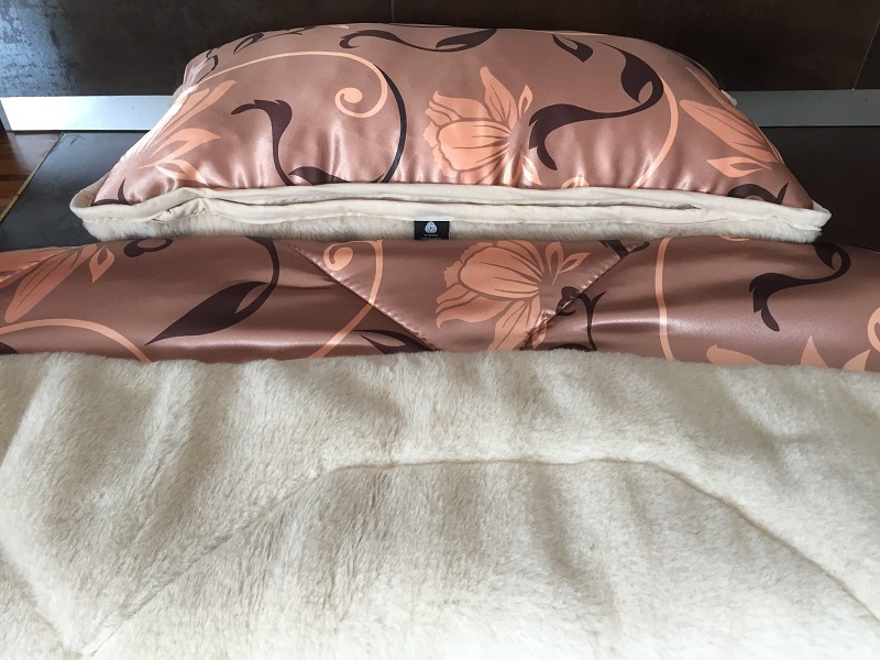 POŚCIEL Z WEŁNY WIELBŁĄDZIEJ CAMEL CAPPUCCINO KWIAT LOTOSU 140x200