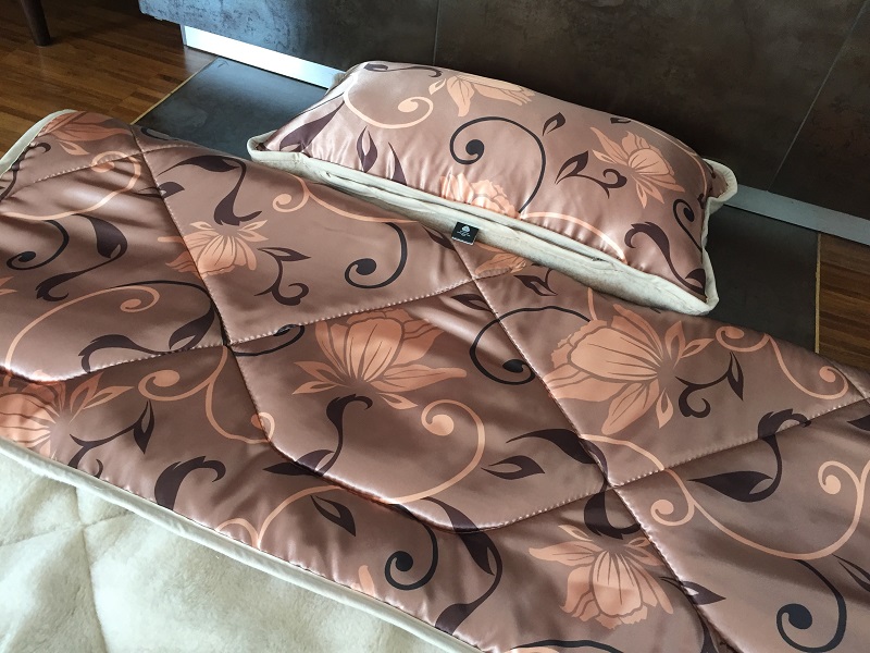 POŚCIEL Z WEŁNY WIELBŁĄDZIEJ CAMEL CAPPUCCINO KWIAT LOTOSU 140x200