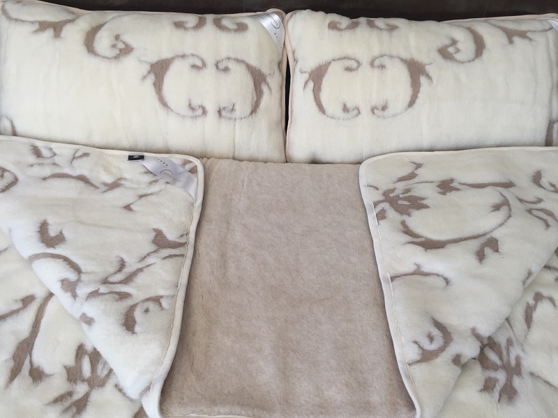 POŚCIEL Z WEŁNY KASZMIR SZLACHECKI + CAMEL JASNY 180X200 + PODKŁAD