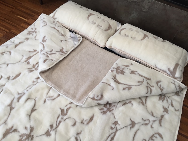 POŚCIEL Z WEŁNY KASZMIR SZLACHECKI + CAMEL JASNY 180X200 + PODKŁAD
