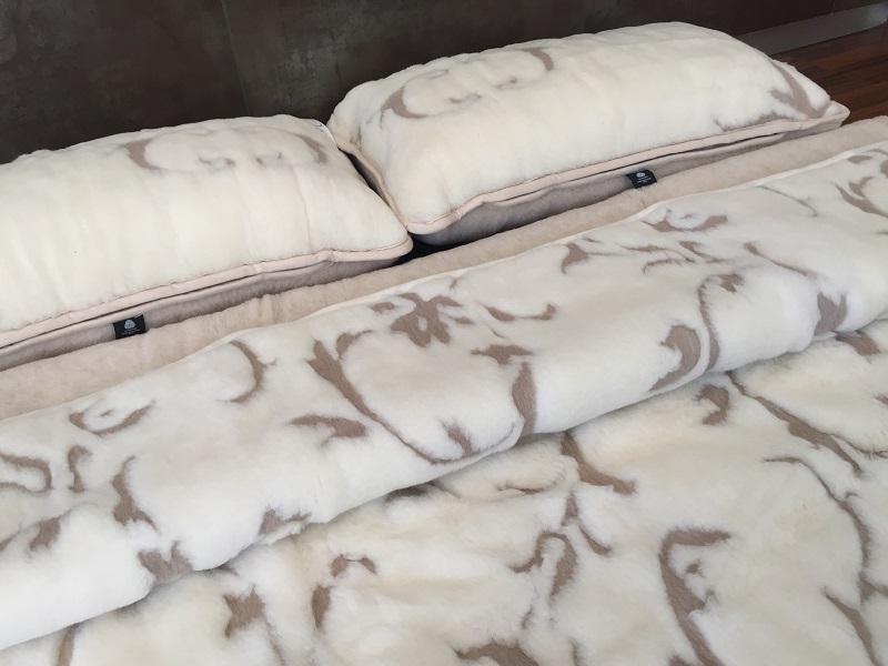 POŚCIEL Z WEŁNY KASZMIR SZLACHECKI + CAMEL JASNY 180X200 + PODKŁAD