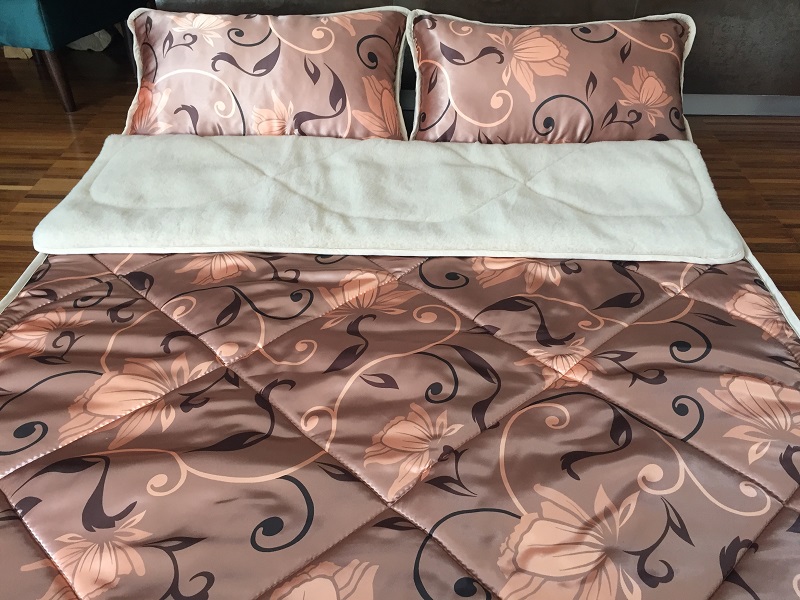 POŚCIEL Z WEŁNY WIELBŁĄDZIEJ CAMEL CAPPUCCINO KWIAT LOTOSU 160x200