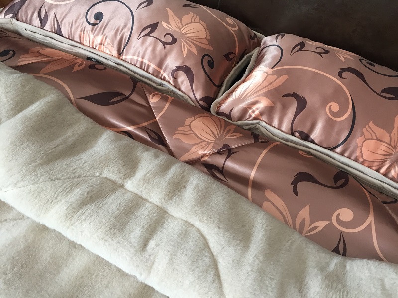 POŚCIEL Z WEŁNY WIELBŁĄDZIEJ CAMEL CAPPUCCINO KWIAT LOTOSU 160x200