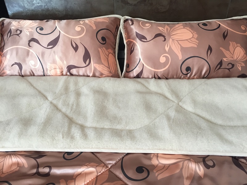 POŚCIEL Z WEŁNY WIELBŁĄDZIEJ CAMEL CAPPUCCINO KWIAT LOTOSU 160x200