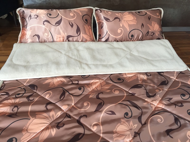 POŚCIEL Z WEŁNY WIELBŁĄDZIEJ CAMEL CAPPUCCINO KWIAT LOTOSU 160x200