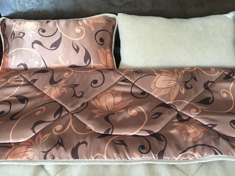 POŚCIEL Z WEŁNY WIELBŁĄDZIEJ CAMEL CAPPUCCINO KWIAT LOTOSU 160x200