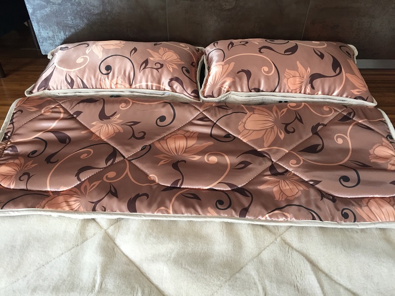 POŚCIEL Z WEŁNY WIELBŁĄDZIEJ CAMEL CAPPUCCINO KWIAT LOTOSU 160x200