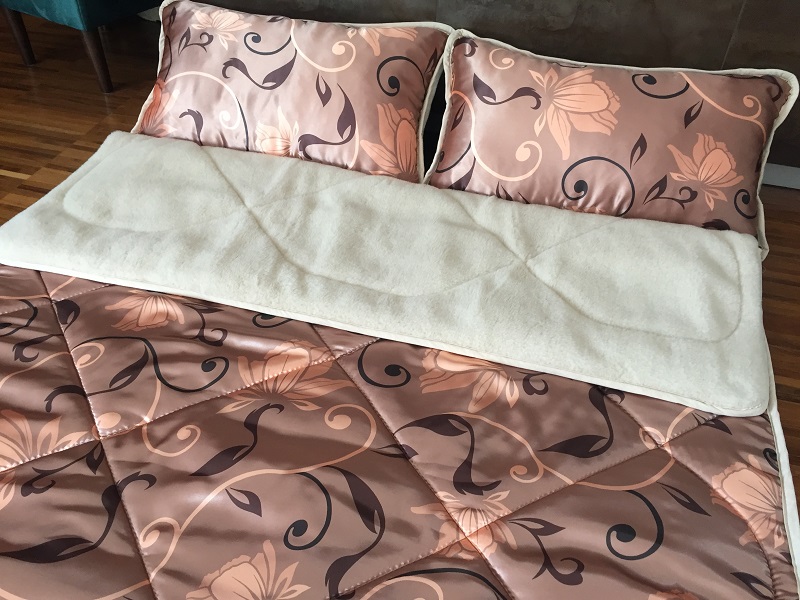 POŚCIEL Z WEŁNY WIELBŁĄDZIEJ CAMEL CAPPUCCINO KWIAT LOTOSU 160x200