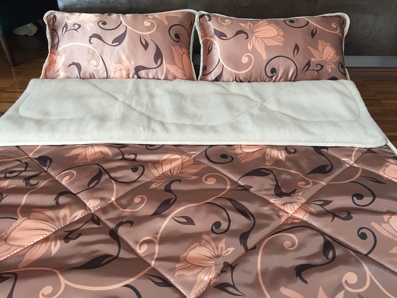 POŚCIEL Z WEŁNY WIELBŁĄDZIEJ CAMEL CAPPUCCINO KWIAT LOTOSU 160x200