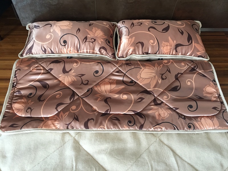 POŚCIEL Z WEŁNY WIELBŁĄDZIEJ CAMEL CAPPUCCINO KWIAT LOTOSU 160x200