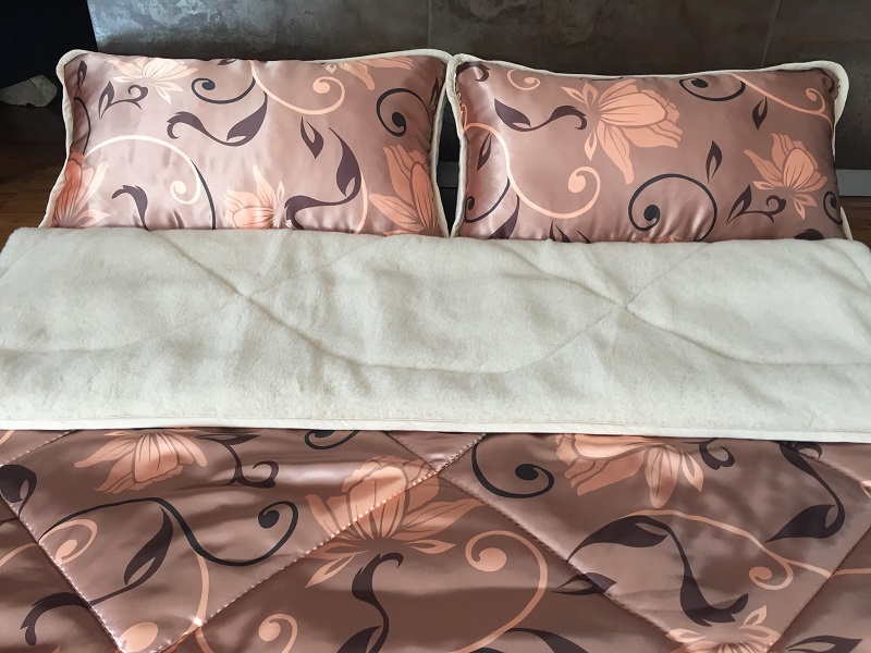POŚCIEL Z WEŁNY WIELBŁĄDZIEJ CAMEL CAPPUCCINO KWIAT LOTOSU 160x200