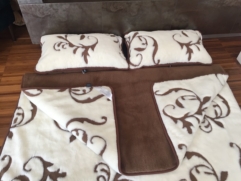 POŚCIEL Z WEŁNY KASZMIR SZLACHECKI + CAMEL CIEMNY 240X200 + MATERAC