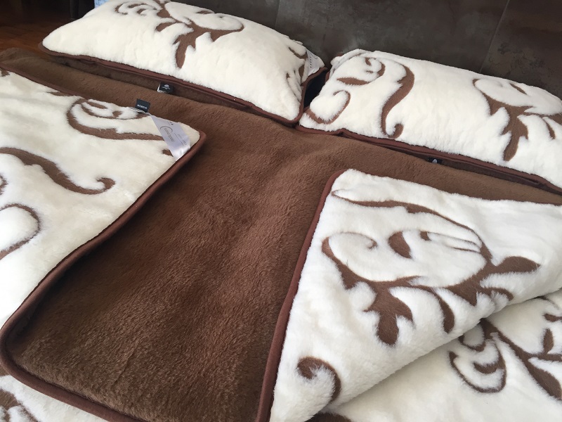 POŚCIEL Z WEŁNY KASZMIR SZLACHECKI + CAMEL CIEMNY 240X200 + MATERAC