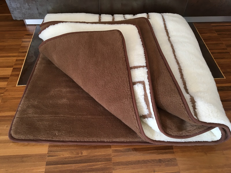 KOŁDRA Z WEŁNY CAMEL CIEMNY + MERYNOS TUMBLER GREKA 160x200