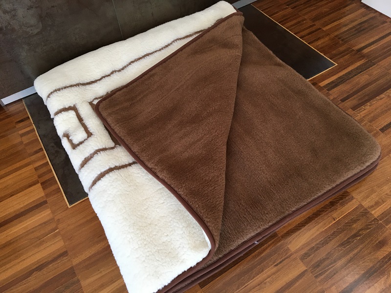 KOŁDRA Z WEŁNY CAMEL CIEMNY + MERYNOS TUMBLER GREKA 160x200