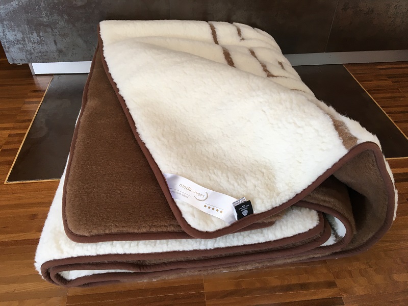 KOŁDRA Z WEŁNY CAMEL CIEMNY + MERYNOS TUMBLER GREKA 160x200
