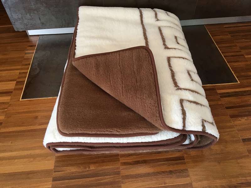KOŁDRA Z WEŁNY CAMEL CIEMNY + MERYNOS TUMBLER GREKA 160x200