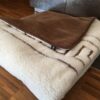 KOŁDRA Z WEŁNY CAMEL CIEMNY + MERYNOS TUMBLER GREKA 160x200