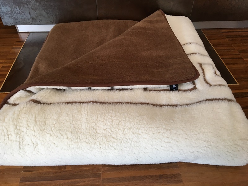 KOŁDRA Z WEŁNY CAMEL CIEMNY + MERYNOS TUMBLER GREKA 160x200