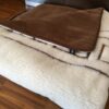 KOŁDRA Z WEŁNY CAMEL CIEMNY + MERYNOS TUMBLER GREKA 160x200