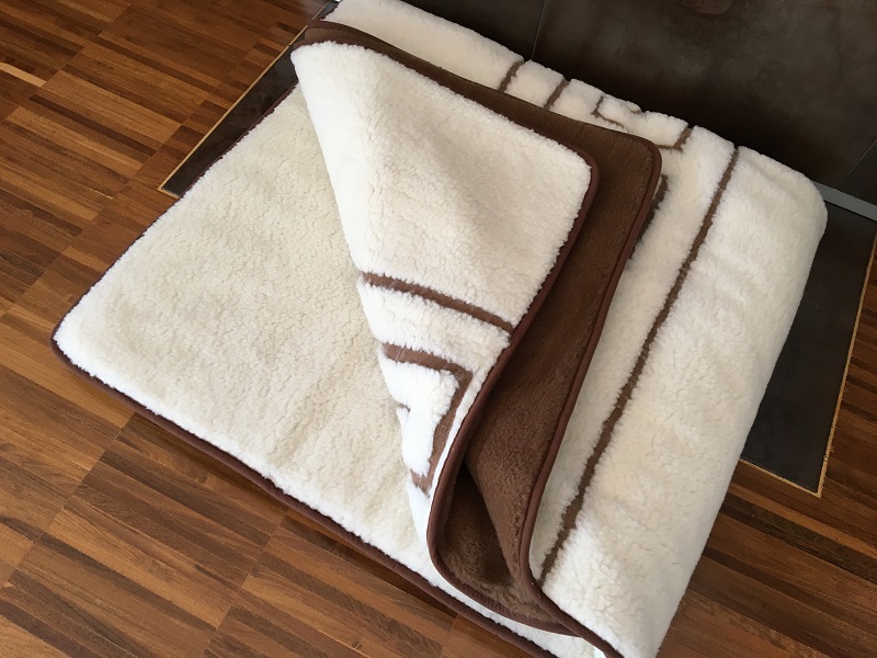 KOŁDRA Z WEŁNY CAMEL CIEMNY + MERYNOS TUMBLER GREKA 160x200