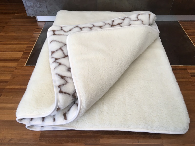 KOŁDRA Z WEŁNY KASZMIR GIRAFFE + MERYNOS TUMBLER 200x200