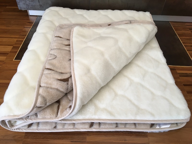 KOŁDRA Z WEŁNY CAMEL RAMPICANTI + KASZMIR CARO 180x200