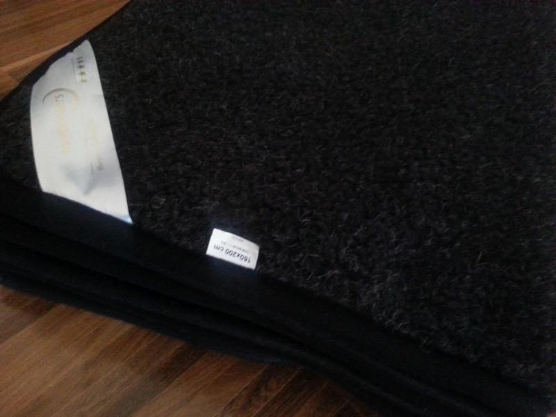 18 KOC Z WEŁNY MERYNOS TUMBLER BLACK 200X200