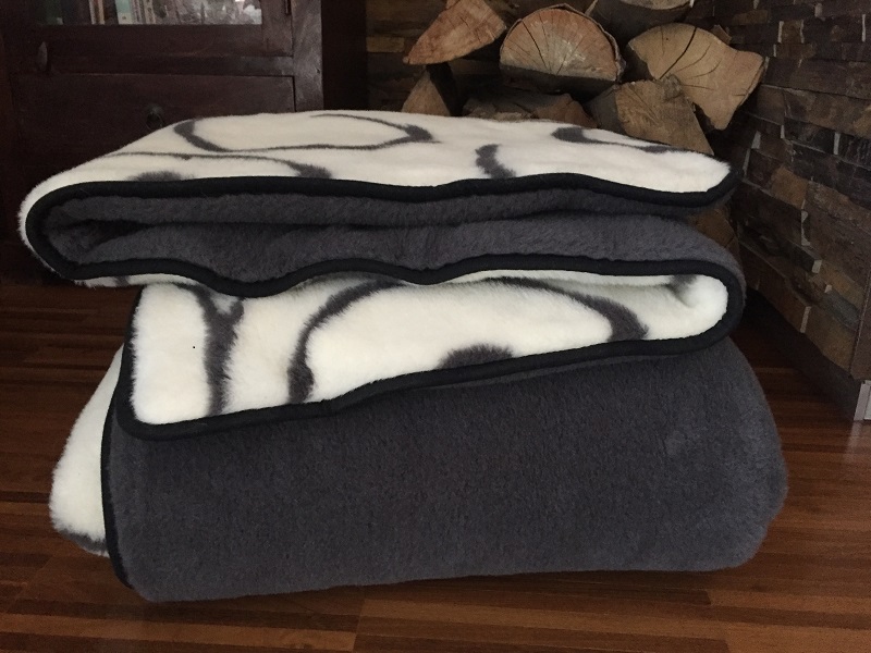 KOŁDRA Z WEŁNY ALPAKI CIEMNEJ + KASZMIR ORIENTALNY 140x200