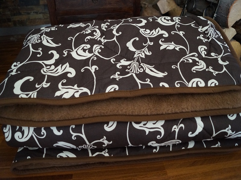 KOŁDRA Z WEŁNY CAMEL CIEMNY BROWN 200x200