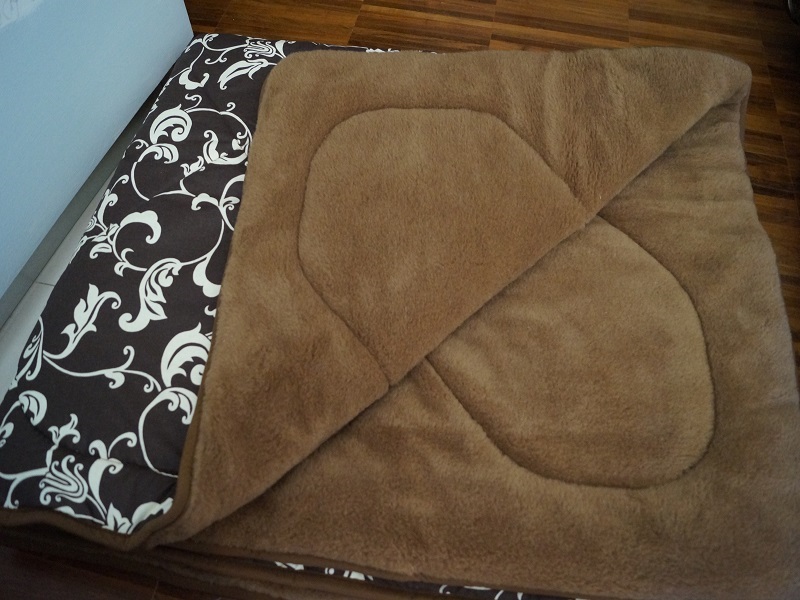 KOŁDRA Z WEŁNY CAMEL CIEMNY BROWN 200x200