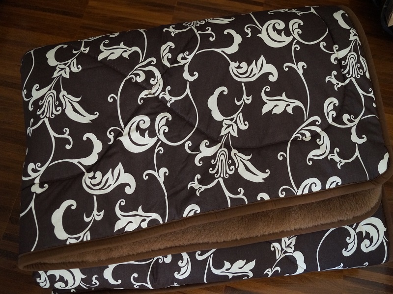 KOŁDRA Z WEŁNY CAMEL CIEMNY BROWN 200x200