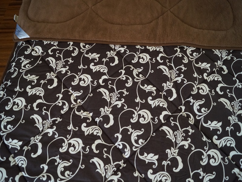 KOŁDRA Z WEŁNY CAMEL CIEMNY BROWN 200x200