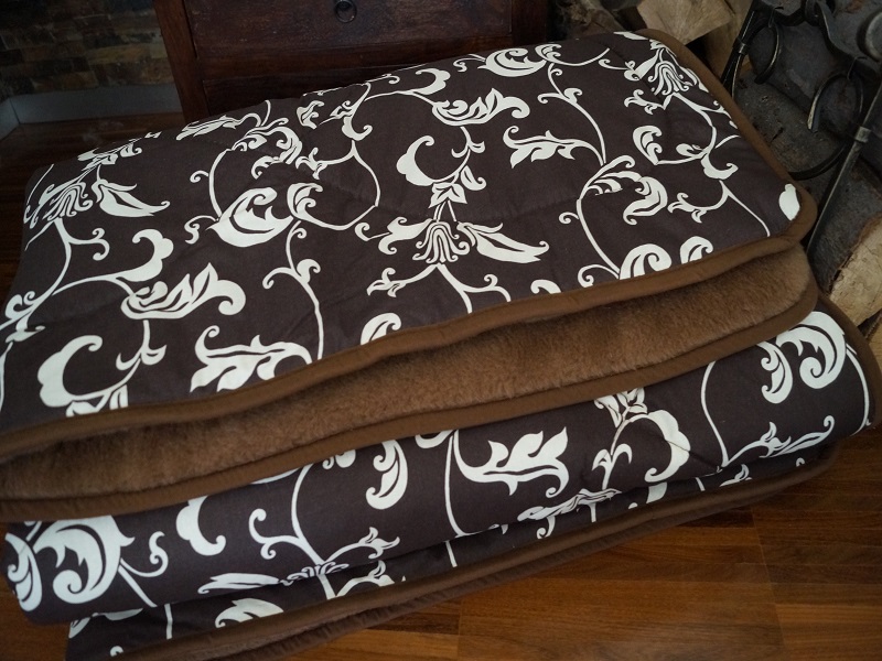 KOŁDRA Z WEŁNY CAMEL CIEMNY BROWN 200x200