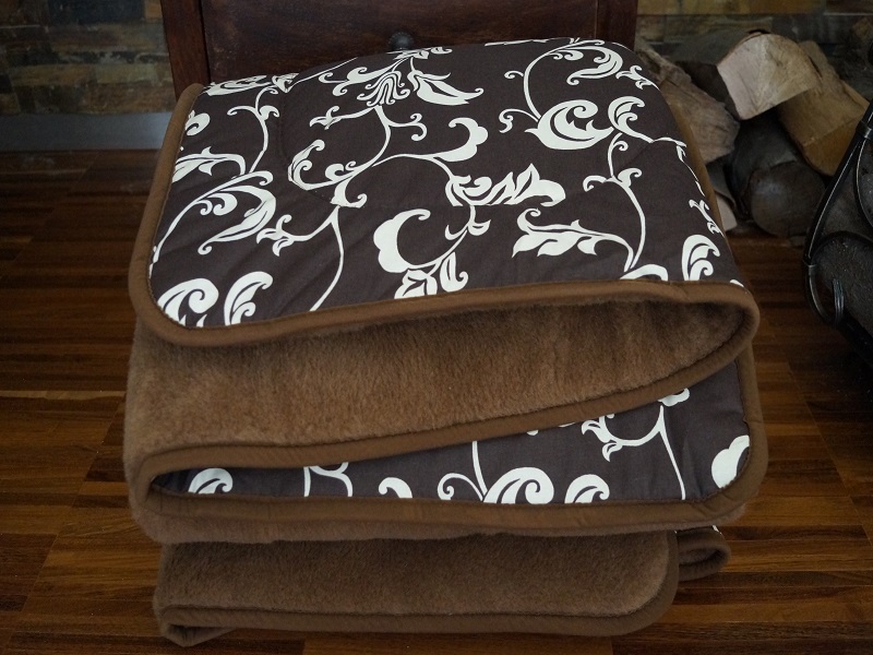 KOŁDRA Z WEŁNY CAMEL CIEMNY BROWN 200x200