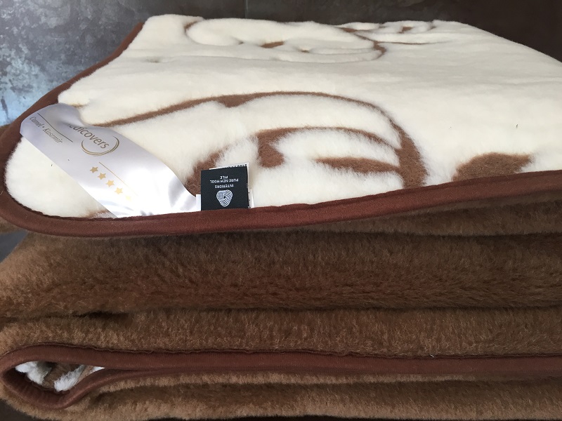 KOŁDRA Z WEŁNY CAMEL CIEMNY + KASZMIR SZLACHECKI 140x200
