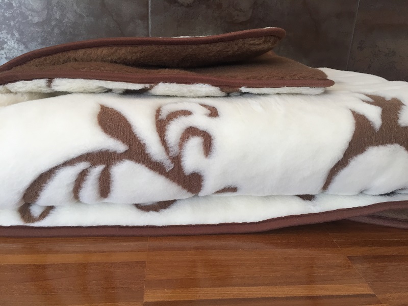 KOŁDRA Z WEŁNY CAMEL CIEMNY + KASZMIR SZLACHECKI 140x200