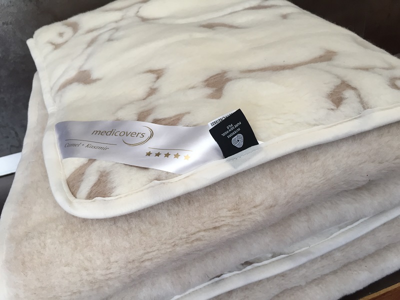 KOŁDRA Z WEŁNY CAMEL JASNY + KASZMIR SZLACHECKI 220x200