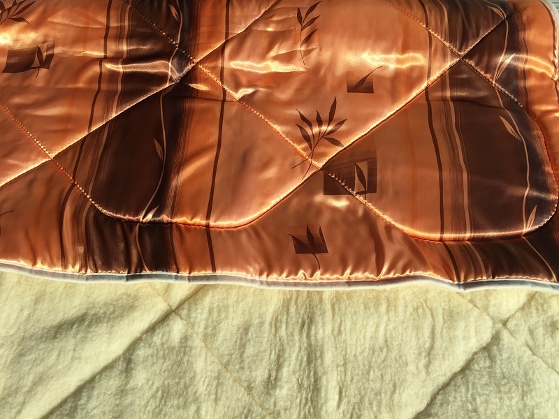 KOŁDRA Z WEŁNY MERYNOS MANGO STYLE 160x200